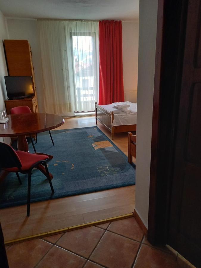 Pensiunea Ialomicioara Predeal Exterior foto